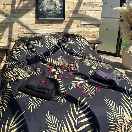 La Vie Est Bulle, Nuit Insolite Sous Les étoiles, Au Calme Absolu, Avec Petit Déjeuner